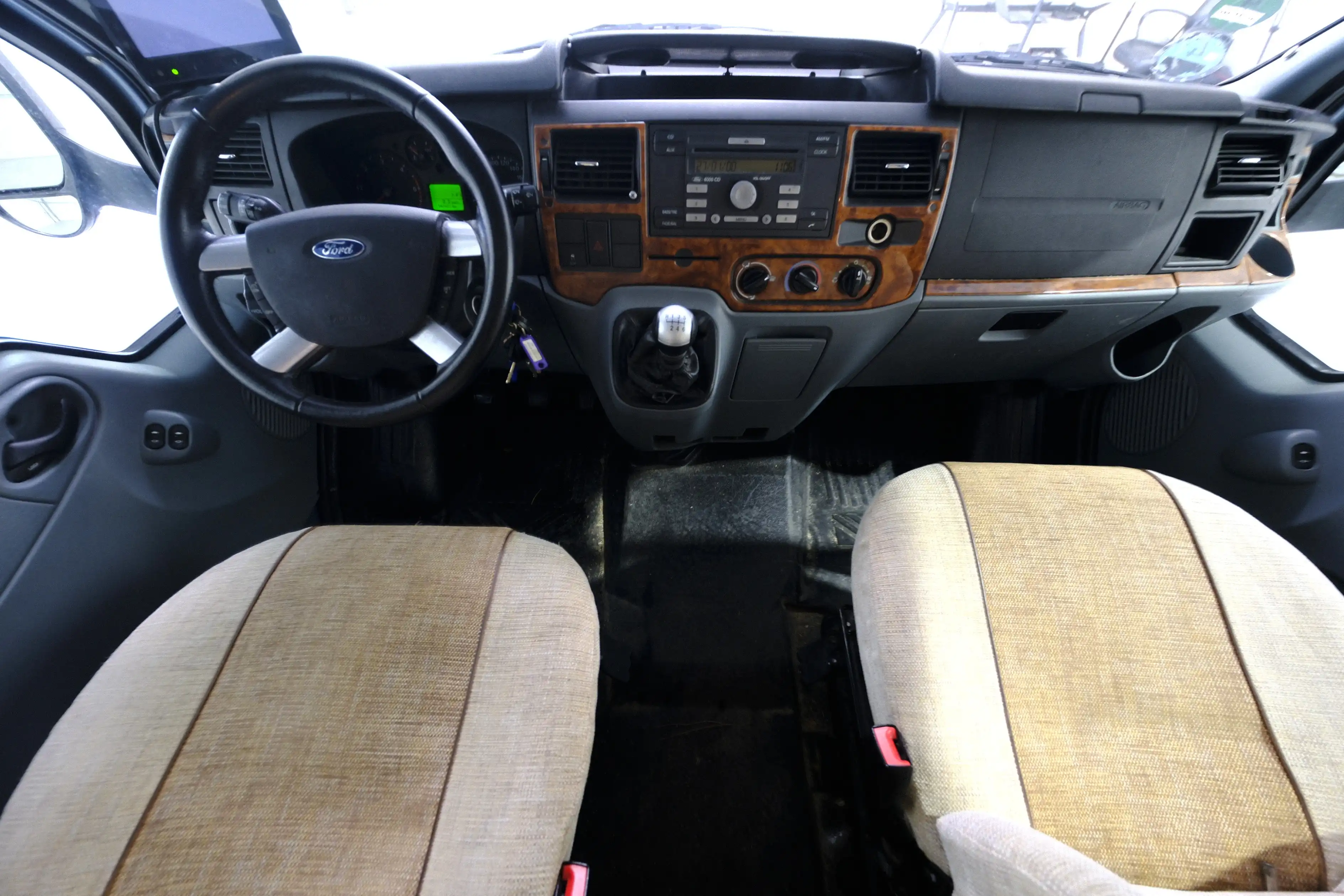 BUERSTNER Nexxo Family A 694